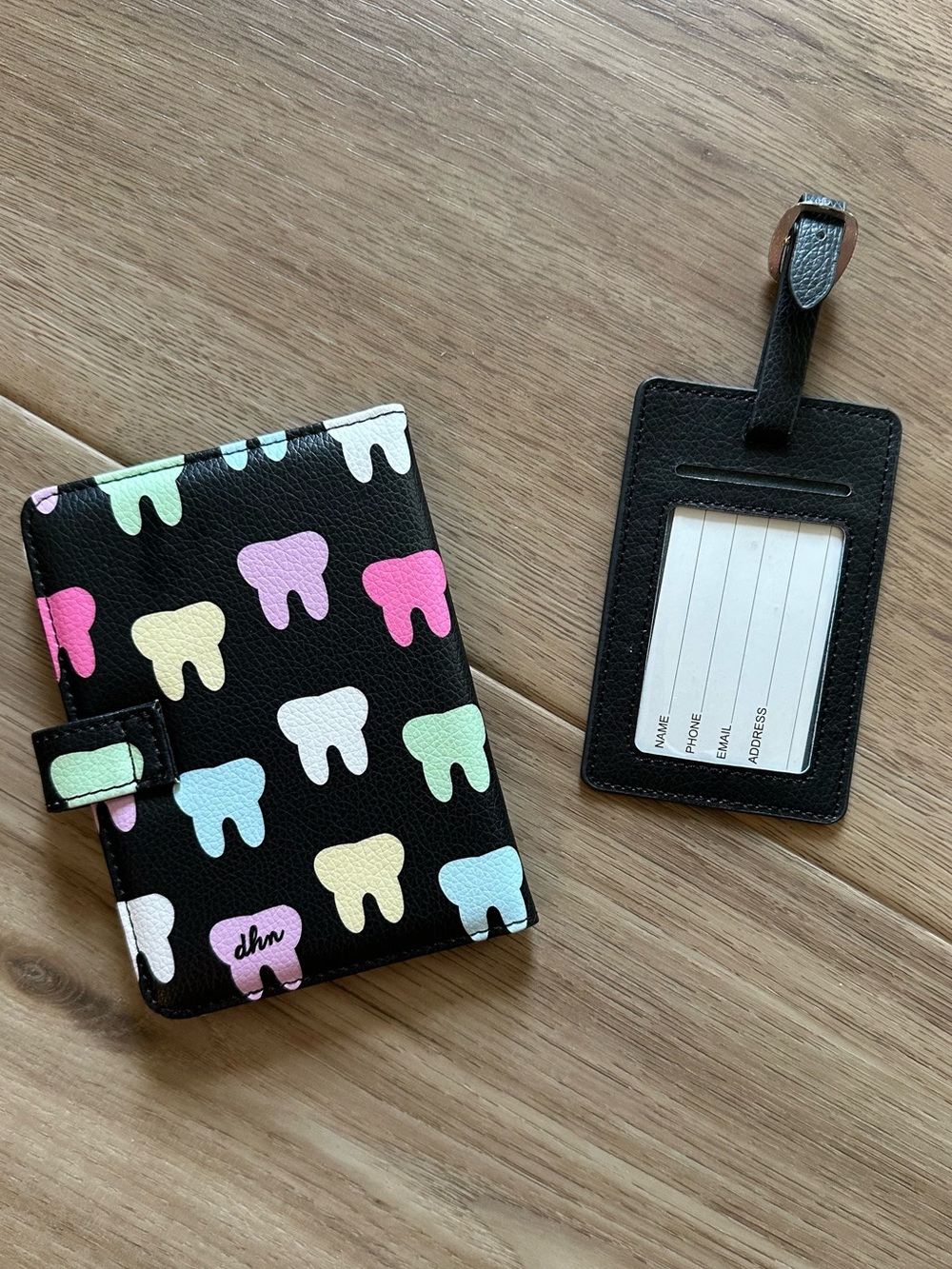 Dental Hygiene Nation Passport Holder & Luggage Tag Set - Picture 3 of 3
